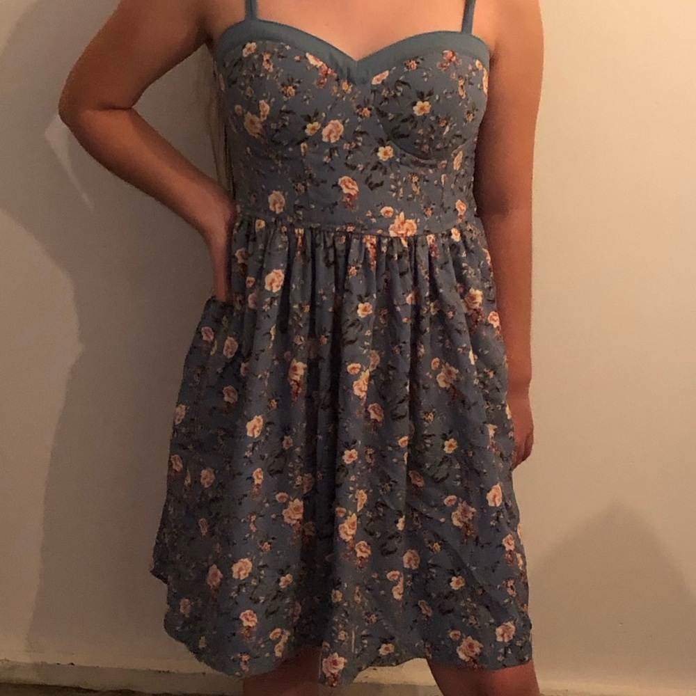 Floral Dress 🌸